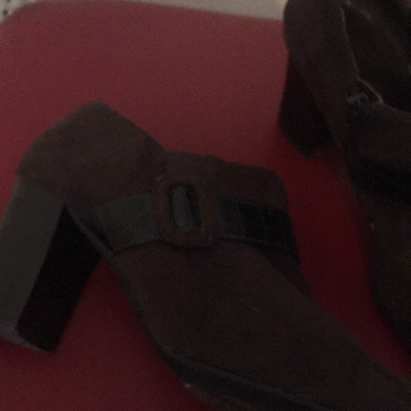 Booties ✨ - Picture 3 of 3